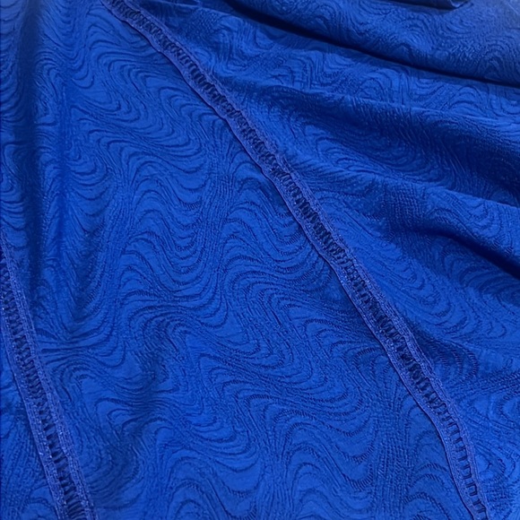 Elegant Blue Kids Dress EUC PIT TO PIT 18 inches LENGTH 37 inches BOX23 - Picture 8 of 8